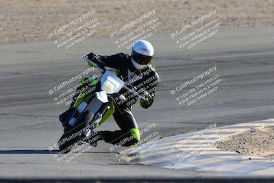 media/Jan-08-2022-SoCal Trackdays (Sat) [[1ec2777125]]/Turn 10 (2pm)/